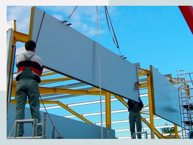 Монтаж сэндвич-панелей в Симферополе от 623 руб.